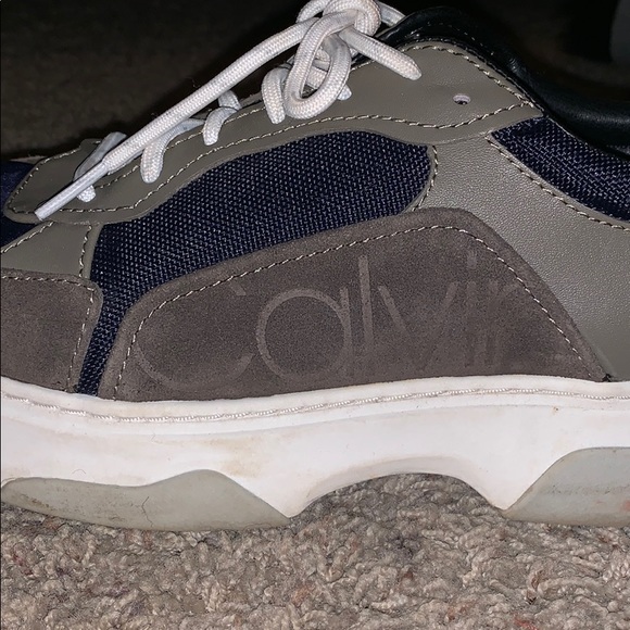 CALVIN KLEIN SPRING COLLECTION STREET SHOES - Picture 2 of 6